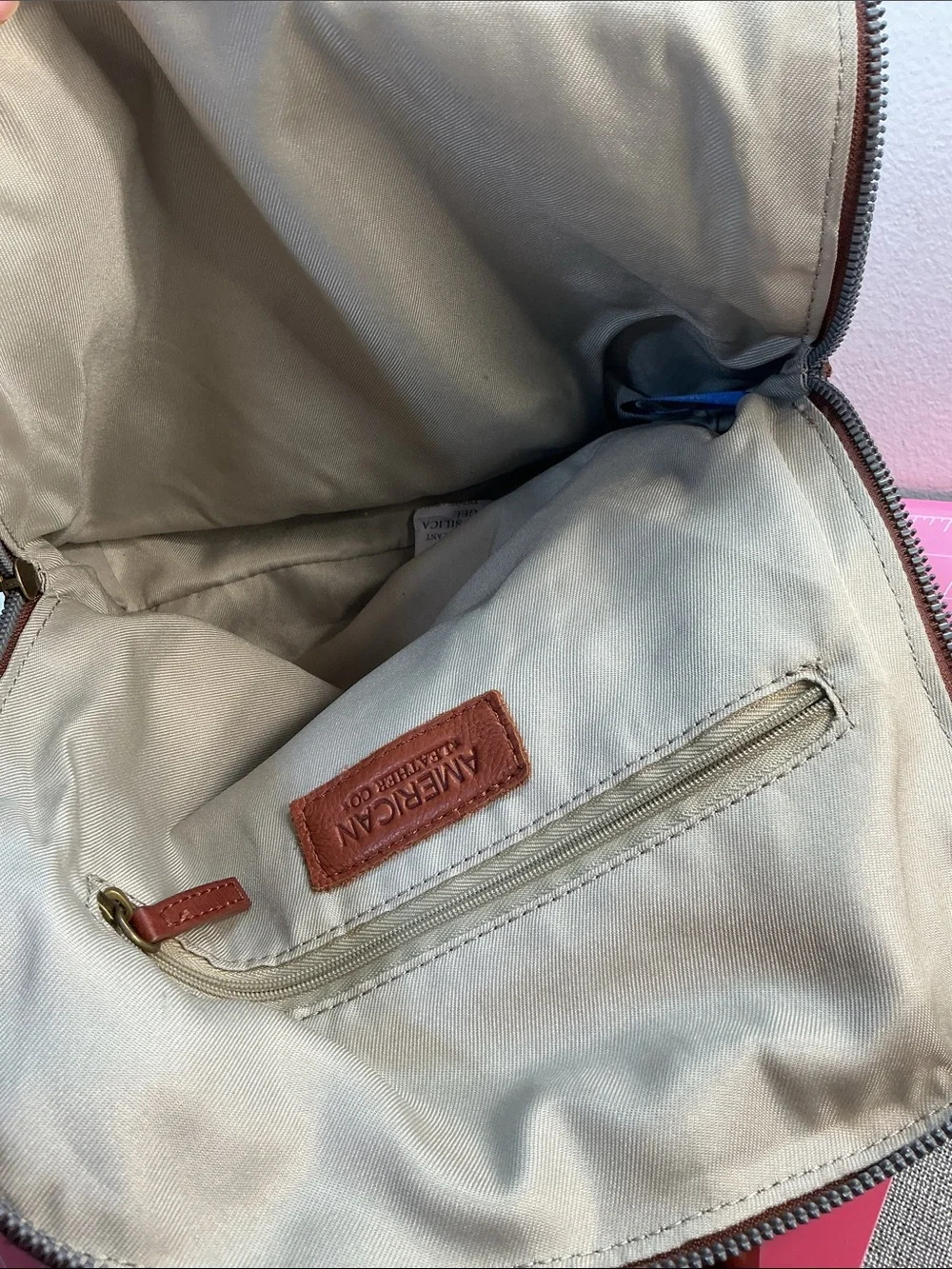 American leather Co backpack - Picture 9 of 14